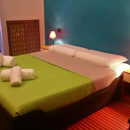 Marconi And 4* Верона