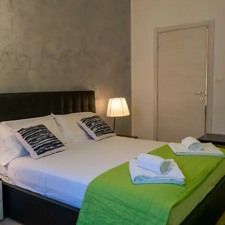 Marconi And Πανσιόν Βερόνα