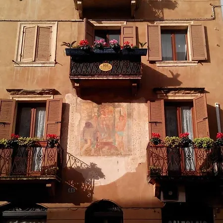Marconi Rooms&apartments Affittacamere
